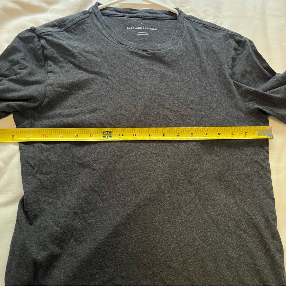 Everlane Organic Cotton Charcoal Crew Neck Uniform T-Shirt Small - Picture 9 of 10
